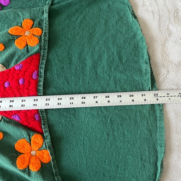 Mexican Embroidered Girl Doll Frida Kahlo Shirt Quirky Artsy Folk Art Plus Size - Picture 7 of 7